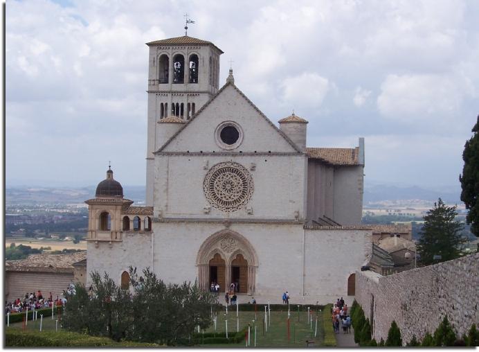 chiesa da san francesco assisi umbria italia