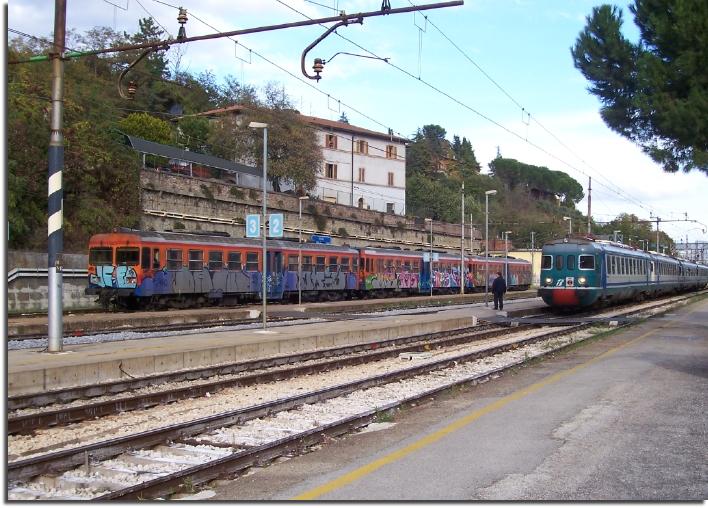 san giovanni rail station perugia graffiti electric