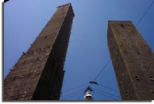 bologna tower medieval